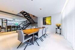 Laurel Wood Avenue (D10), Condominium #587681021